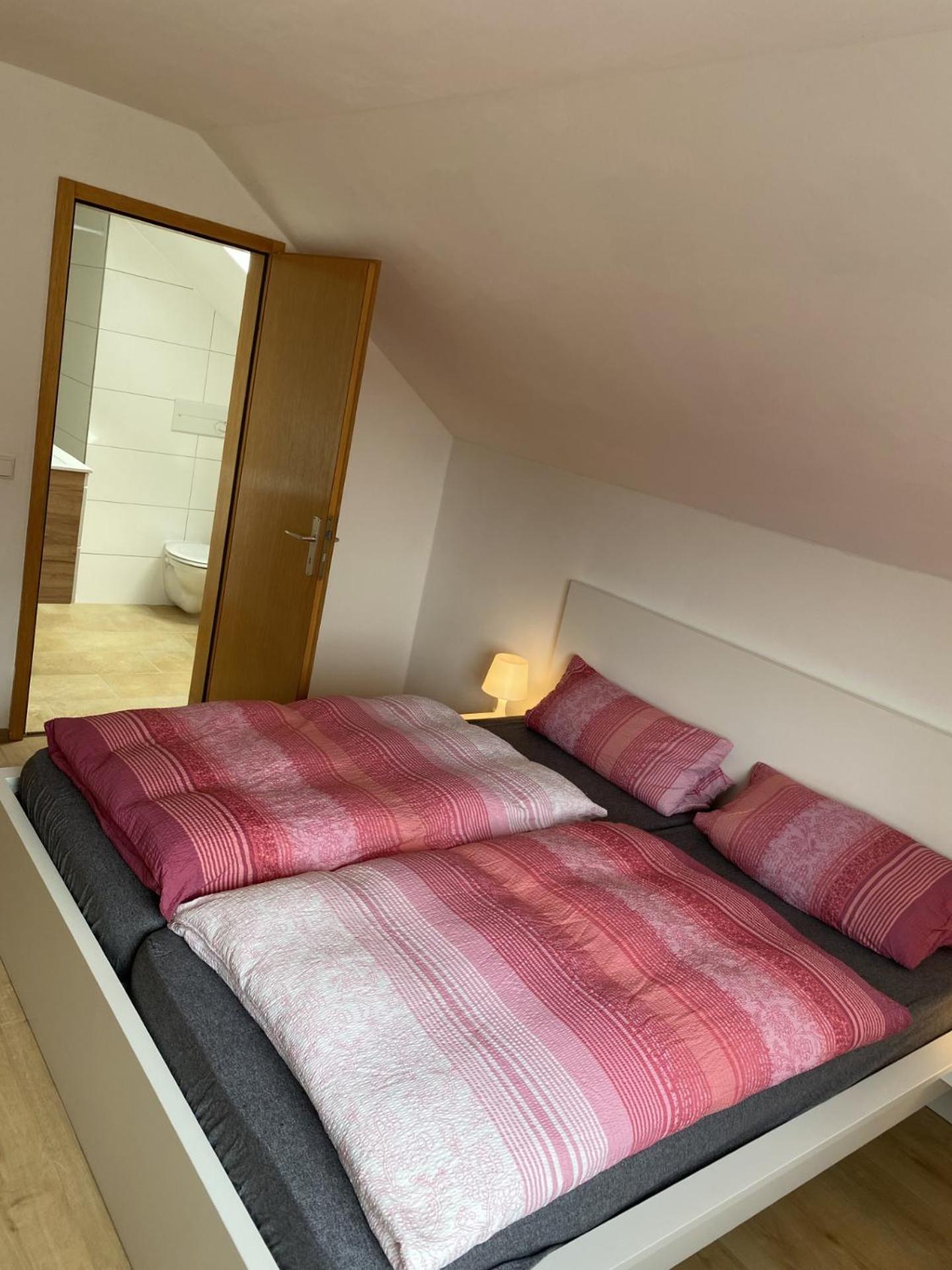 Ferienwohnung Mit 3 Schlafzimmern, Erdgeschoss, Zentral Freyung Phòng bức ảnh